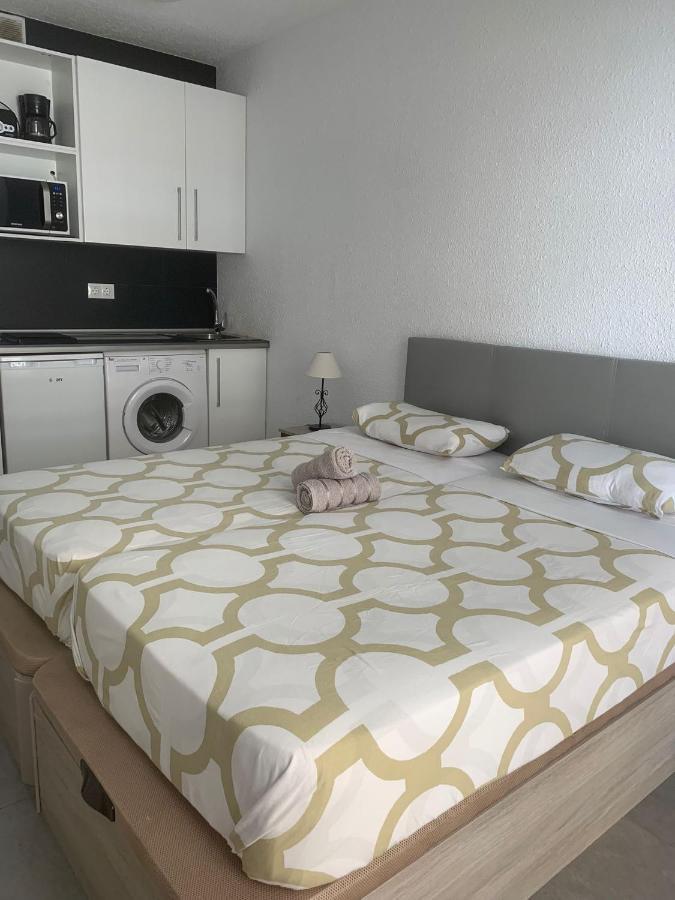 Apartamento Malaga Port Exteriör bild